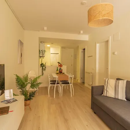 Apartament La Terraza De La Vega - Ubicacion Inmejorable , Wifi , Terraza Y Parking Gratuito Oviedo Zewnętrze zdjęcie