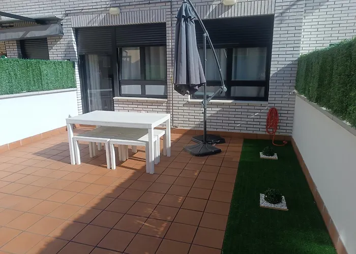 La Terraza De La Vega - Ubicacion Inmejorable , Wifi , Terraza Y Parking Gratuito