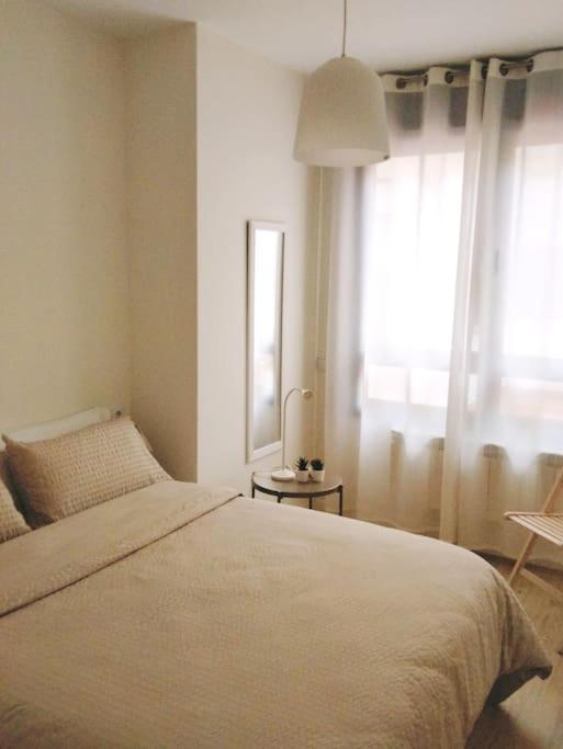 Appartement La Terraza De La Vega - Ubicacion Inmejorable , Wifi , Terraza Y Parking Gratuito *