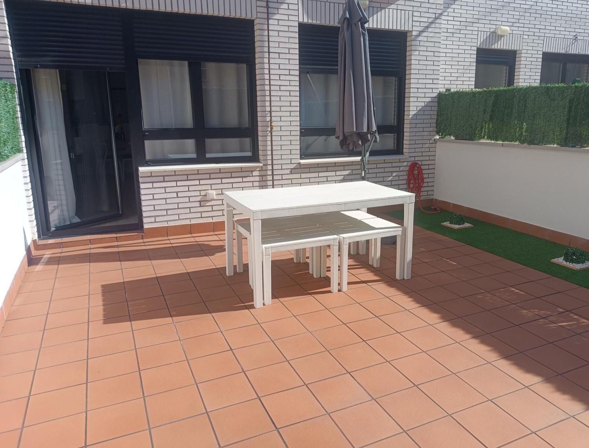 Appartement La Terraza De La Vega - Ubicacion Inmejorable , Wifi , Terraza Y Parking Gratuito